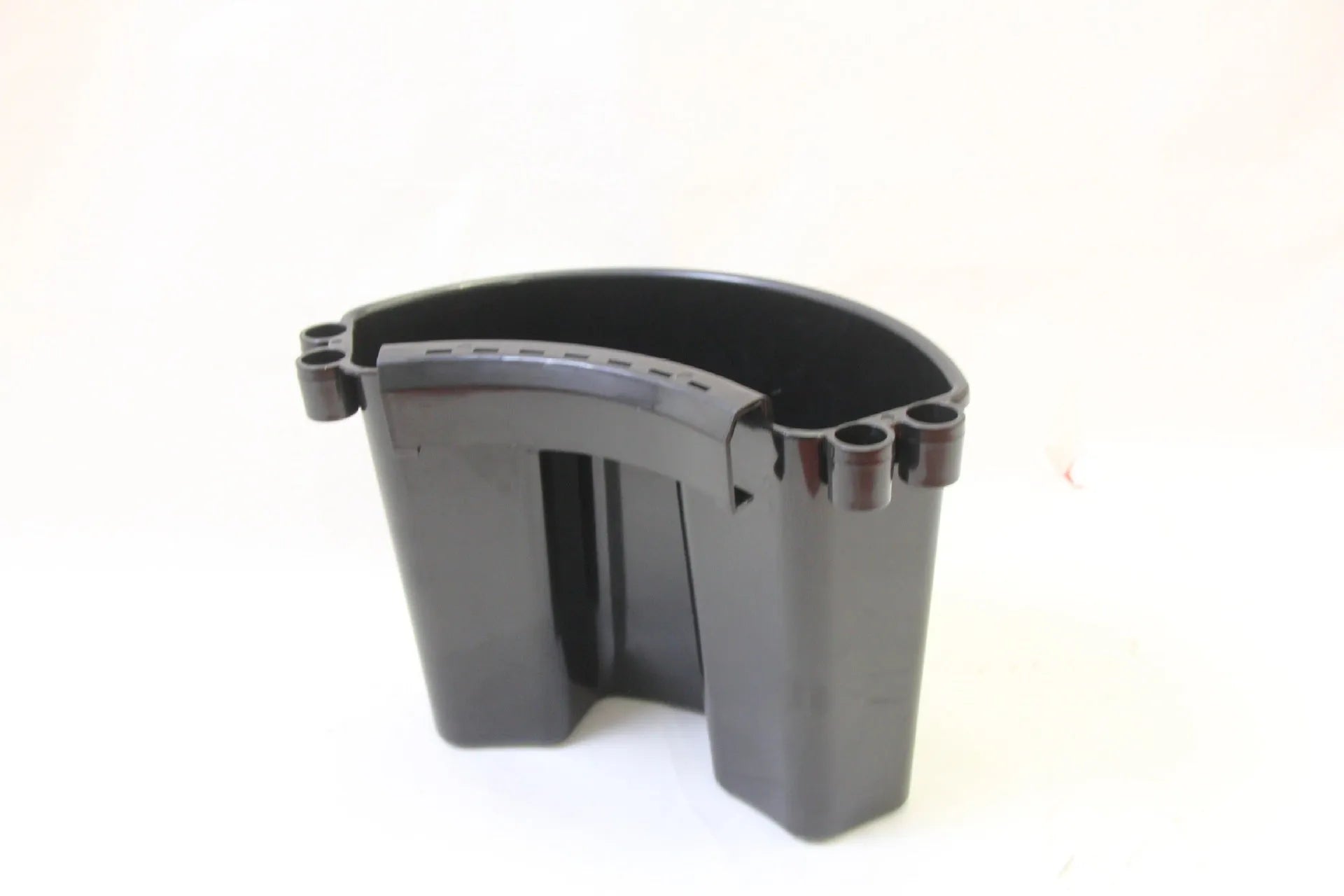 PP plastic car washing bucket in choice of black, red, blue or pink colours