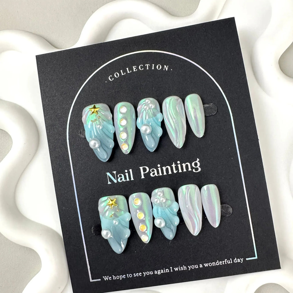 Blue plastic wearable nail armour set in sizes XS, S, M, L for ladies' nail decoration