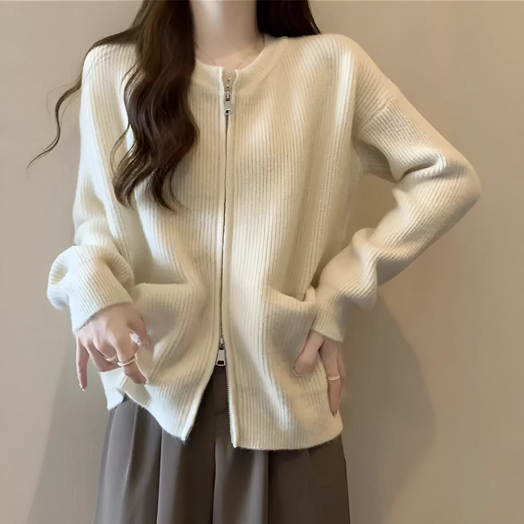 Women's beige viscose knit sweater coat with long sleeves and cardigan style