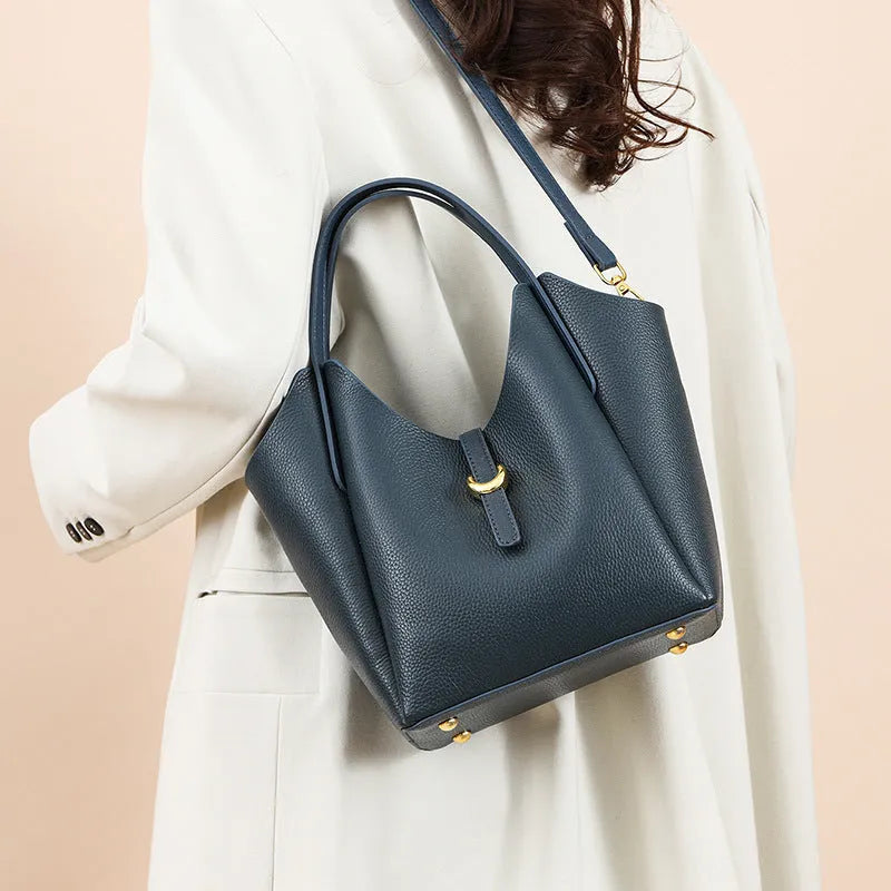 Genuine leather women's retro bucket bag with file compartment and sandwich pocket in beige colour