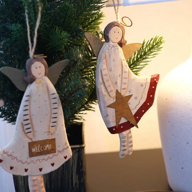 Hand-painted wooden door hanger pendant with carved letters, love heart, and XINGX designs in American country style.