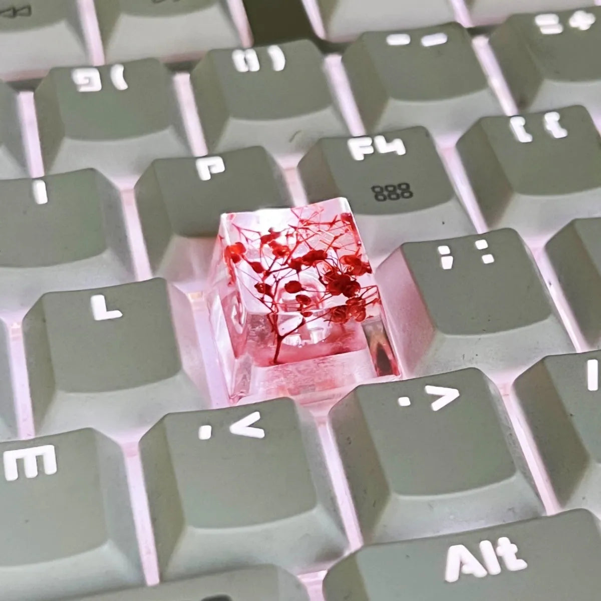 Clear resin starry sky keycap for Cherry MX keyboards in violet colour