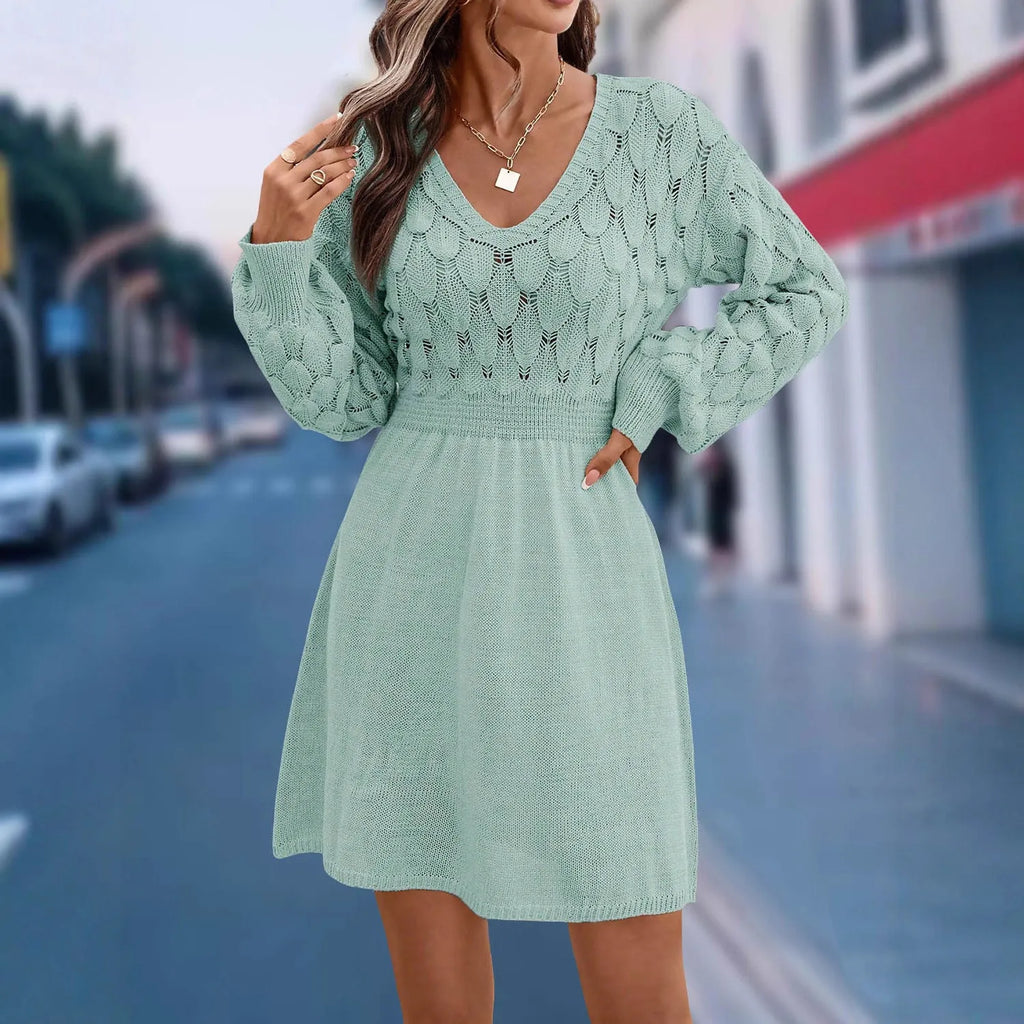 Women's artistic retro V-neck long sleeve beach dress with 3D pattern in acrylic fabric.