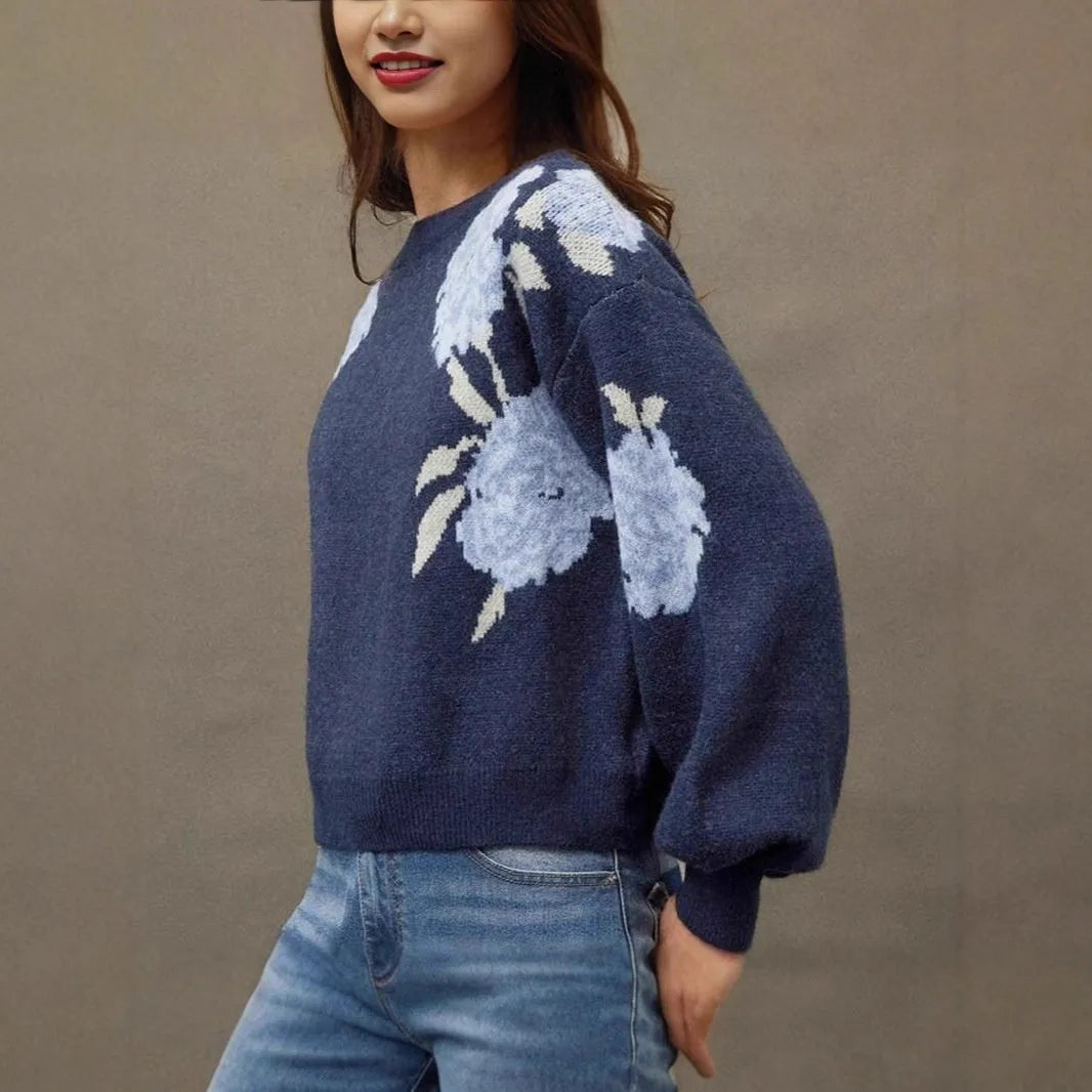 Sapphire blue women's pullover with floral jacquard pattern, loose fit with regular sleeves