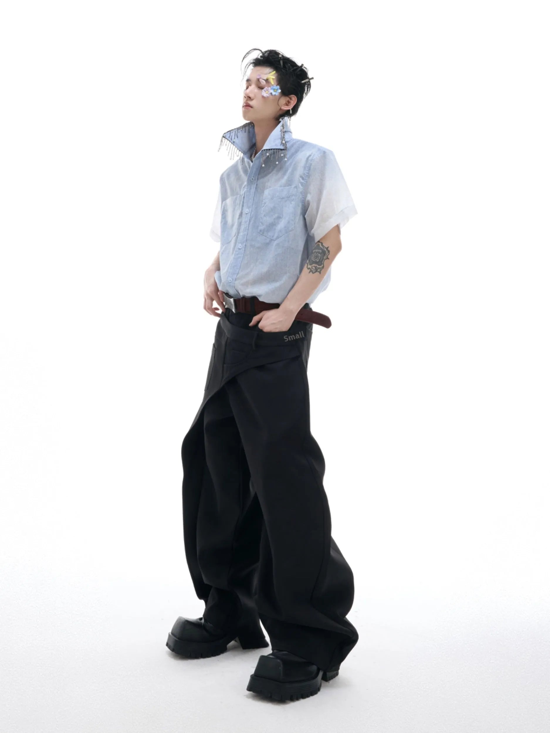 Blue gradient men's casual shirt with half sleeves and loose fit for summer