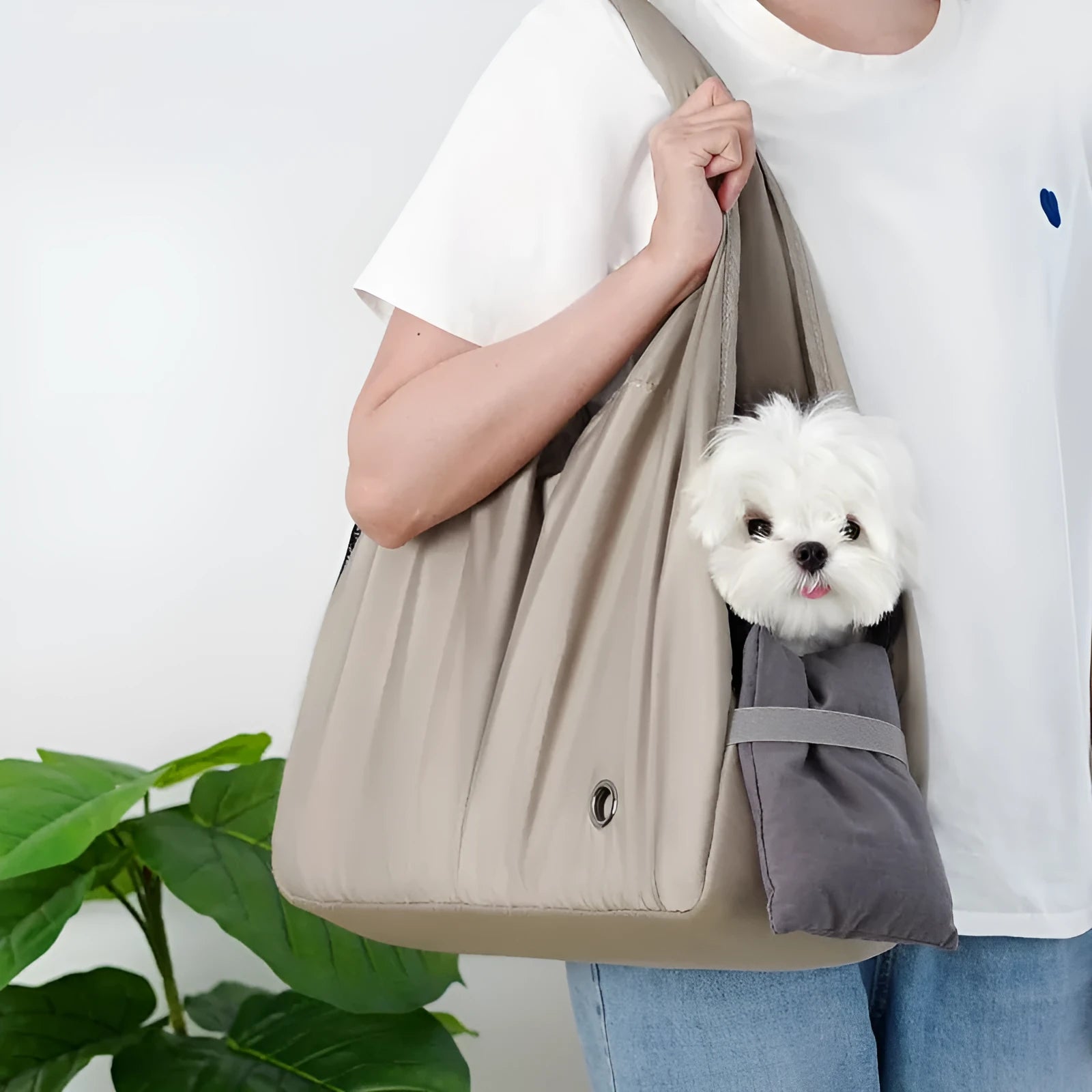 Apricot cloth pet handbag carrier for small dogs and cats with dimensions 41x16x28cm
