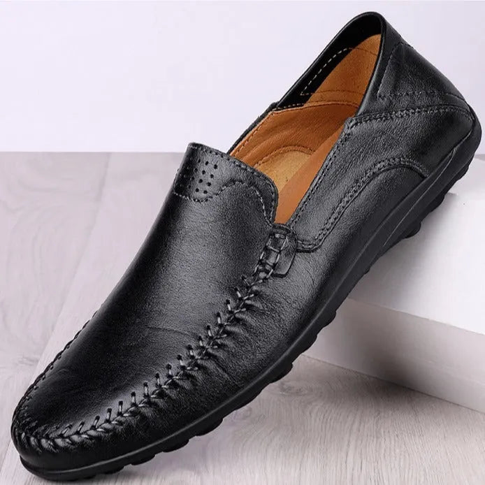 Men's round-toe casual leather shoes in cowhide with a flat rubber sole